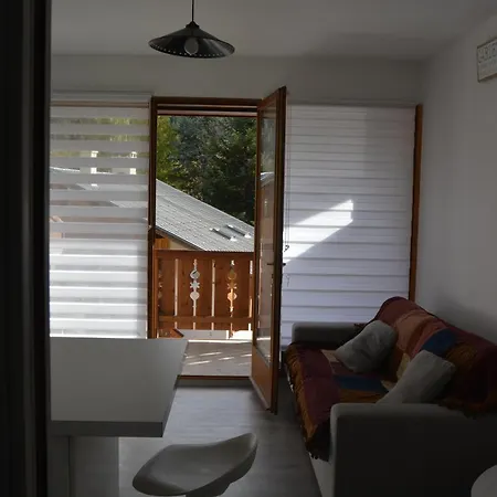 Joli Expose Sud Avec Terrasse *