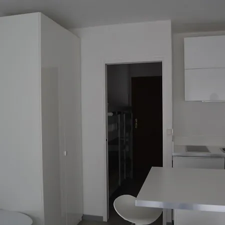 Joli Expose Sud Avec Terrasse