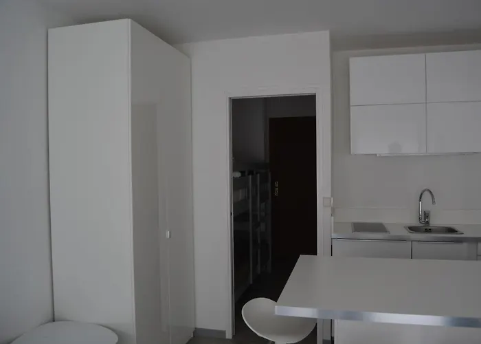 Joli Expose Sud Avec Terrasse